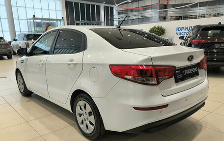 KIA Rio III рестайлинг, 2016 год, 880 000 рублей, 11 фотография