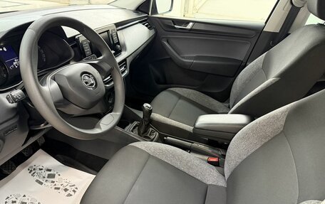 Skoda Rapid II, 2021 год, 1 590 000 рублей, 6 фотография