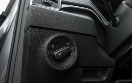 Skoda Karoq I, 2021 год, 2 295 000 рублей, 19 фотография