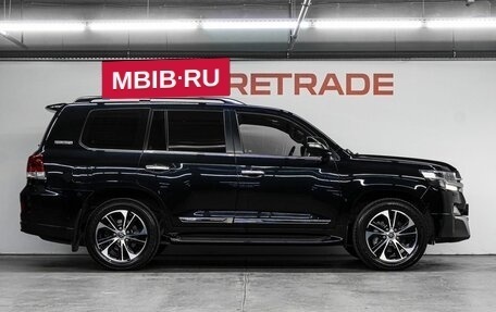 Toyota Land Cruiser 200, 2020 год, 7 999 000 рублей, 5 фотография