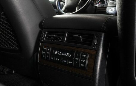 Toyota Land Cruiser 200, 2020 год, 7 999 000 рублей, 17 фотография