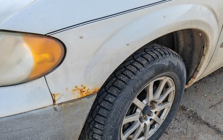 Chrysler Voyager IV, 2001 год, 390 000 рублей, 4 фотография