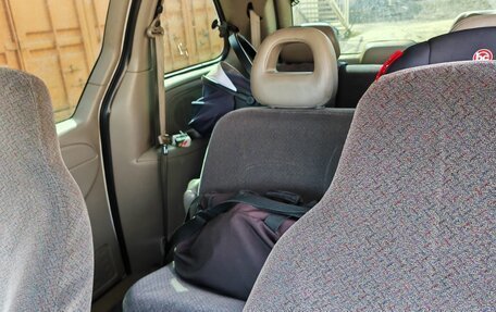Chrysler Voyager IV, 2001 год, 390 000 рублей, 10 фотография