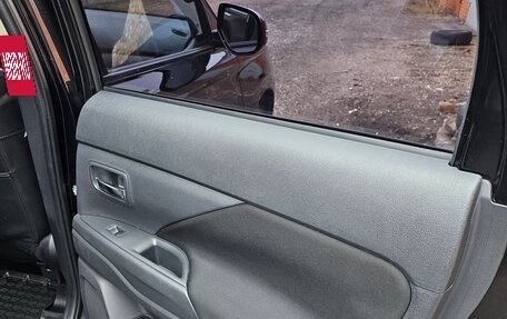 Mitsubishi Outlander III рестайлинг 3, 2012 год, 1 580 000 рублей, 9 фотография