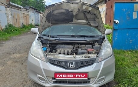 Honda Jazz II рестайлинг, 2011 год, 830 000 рублей, 2 фотография