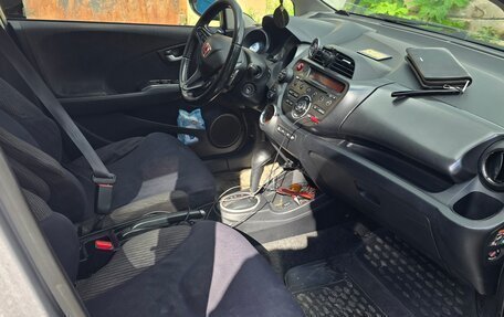 Honda Jazz II рестайлинг, 2011 год, 830 000 рублей, 7 фотография