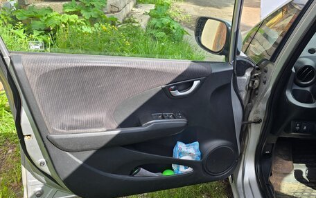 Honda Jazz II рестайлинг, 2011 год, 830 000 рублей, 12 фотография