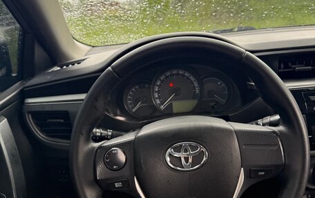 Toyota Corolla, 2014 год, 1 100 000 рублей, 31 фотография