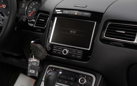 Volkswagen Touareg III, 2013 год, 1 915 000 рублей, 8 фотография
