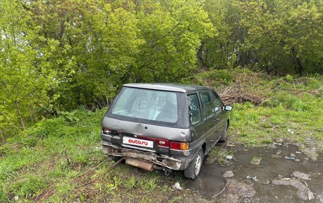 Nissan Prairie III, 1990 год, 42 000 рублей, 2 фотография