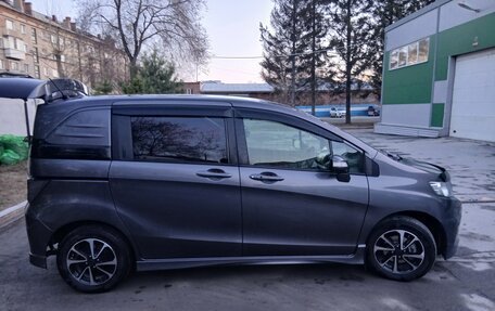 Honda Freed I, 2015 год, 1 180 000 рублей, 5 фотография