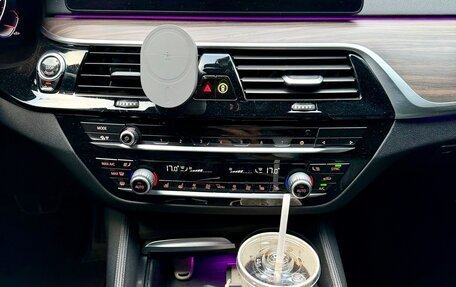 BMW 5 серия, 2020 год, 3 825 000 рублей, 13 фотография