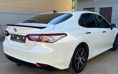 Toyota Camry, 2021 год, 2 590 000 рублей, 6 фотография