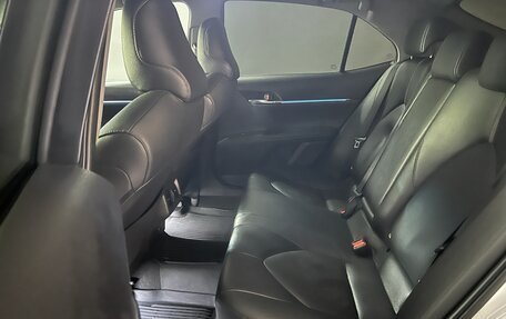 Toyota Camry, 2021 год, 2 590 000 рублей, 31 фотография
