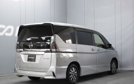 Nissan Serena IV, 2019 год, 2 600 000 рублей, 2 фотография