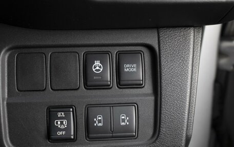 Nissan Serena IV, 2019 год, 2 600 000 рублей, 19 фотография