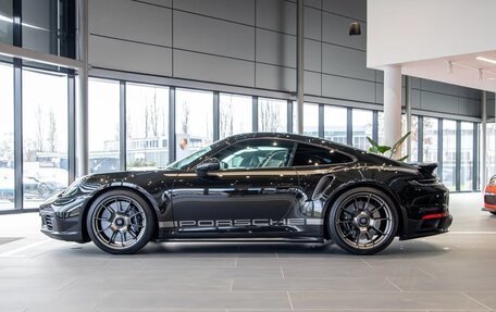 Porsche 911, 2025 год, 33 000 000 рублей, 3 фотография