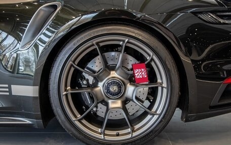 Porsche 911, 2025 год, 33 000 000 рублей, 18 фотография