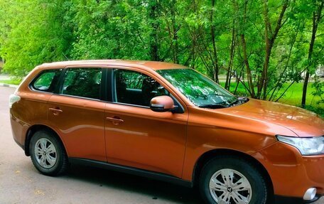 Mitsubishi Outlander III рестайлинг 3, 2012 год, 940 000 рублей, 8 фотография