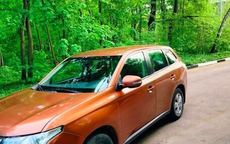 Mitsubishi Outlander III рестайлинг 3, 2012 год, 940 000 рублей, 7 фотография