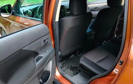 Mitsubishi Outlander III рестайлинг 3, 2012 год, 940 000 рублей, 12 фотография