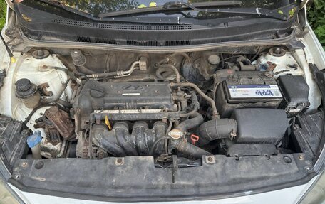 Hyundai Solaris II рестайлинг, 2011 год, 410 000 рублей, 8 фотография