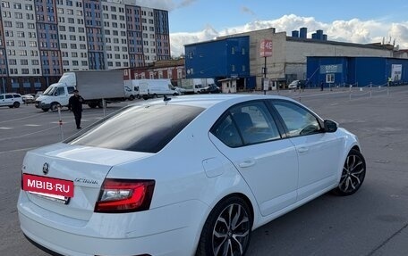 Skoda Octavia, 2018 год, 949 000 рублей, 2 фотография