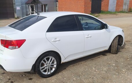 KIA Cerato III, 2010 год, 700 000 рублей, 4 фотография