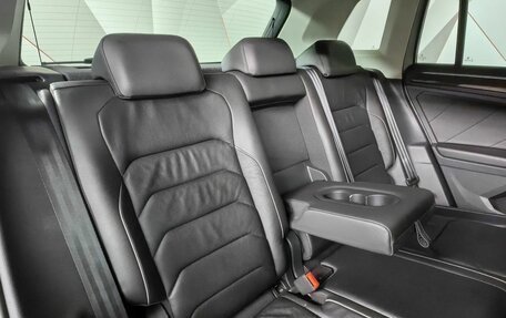 Volkswagen Tiguan II, 2019 год, 2 830 000 рублей, 14 фотография