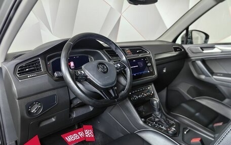 Volkswagen Tiguan II, 2019 год, 2 830 000 рублей, 16 фотография