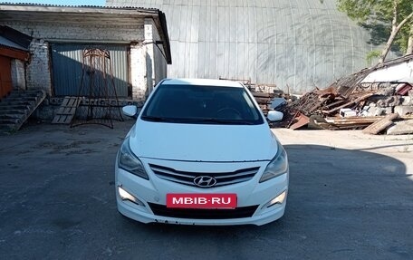 Hyundai Solaris II рестайлинг, 2014 год, 675 000 рублей, 6 фотография