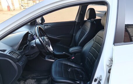Hyundai Solaris II рестайлинг, 2014 год, 675 000 рублей, 10 фотография