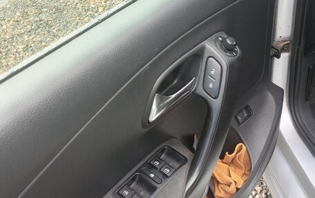 Volkswagen Polo VI (EU Market), 2013 год, 700 000 рублей, 10 фотография