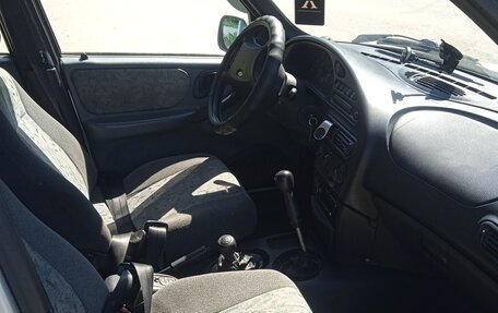 Chevrolet Niva I рестайлинг, 2003 год, 209 000 рублей, 6 фотография