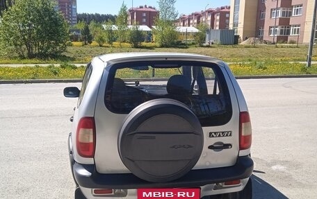 Chevrolet Niva I рестайлинг, 2003 год, 209 000 рублей, 3 фотография