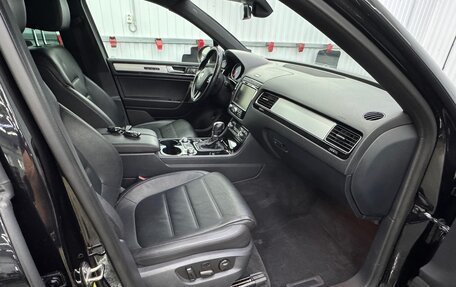 Volkswagen Touareg III, 2017 год, 3 990 000 рублей, 14 фотография