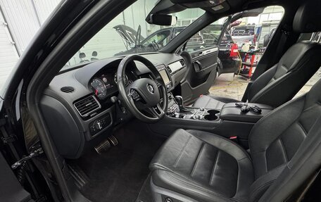 Volkswagen Touareg III, 2017 год, 3 990 000 рублей, 20 фотография