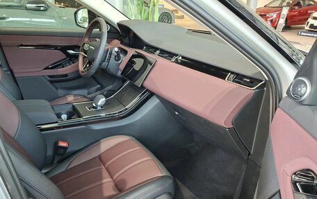 Land Rover Range Rover Evoque II, 2025 год, 6 190 000 рублей, 8 фотография