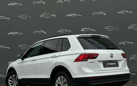 Volkswagen Tiguan II, 2020 год, 2 497 700 рублей, 4 фотография