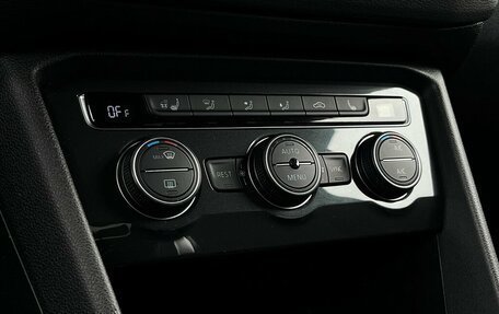Volkswagen Tiguan II, 2020 год, 2 497 700 рублей, 18 фотография