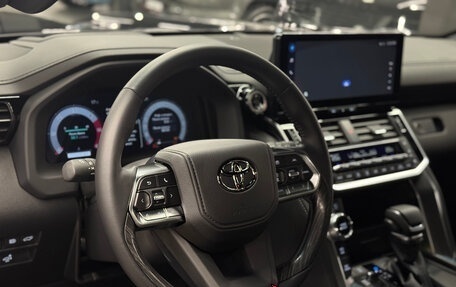 Toyota Land Cruiser, 2026 год, 14 600 000 рублей, 16 фотография