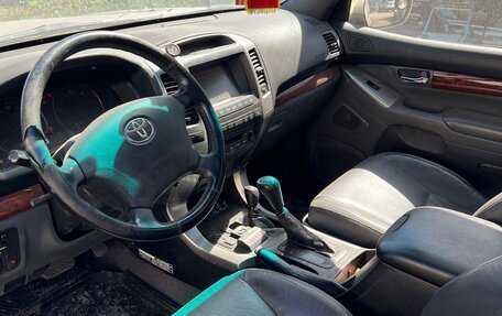 Toyota Land Cruiser Prado 120 рестайлинг, 2003 год, 749 000 рублей, 6 фотография