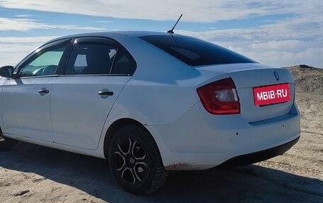 Skoda Rapid I, 2015 год, 580 000 рублей, 3 фотография