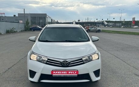 Toyota Corolla, 2013 год, 1 180 000 рублей, 3 фотография