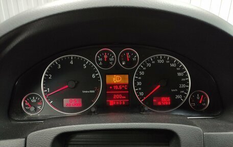 Audi A6, 2002 год, 627 000 рублей, 11 фотография