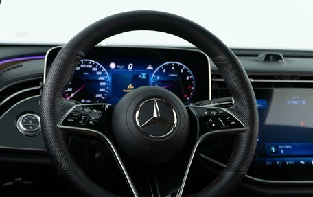 Mercedes-Benz E-Класс, 2023 год, 5 998 999 рублей, 15 фотография