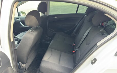 Peugeot 408 I рестайлинг, 2014 год, 299 000 рублей, 17 фотография