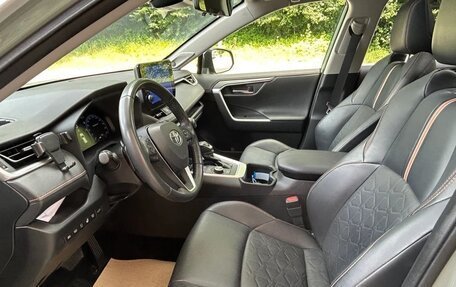 Toyota RAV4, 2023 год, 3 580 777 рублей, 7 фотография