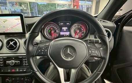 Mercedes-Benz GLA, 2017 год, 1 300 000 рублей, 13 фотография