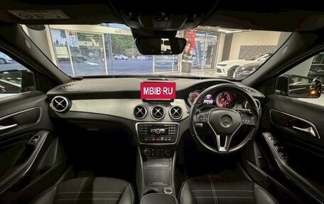 Mercedes-Benz GLA, 2017 год, 1 300 000 рублей, 11 фотография